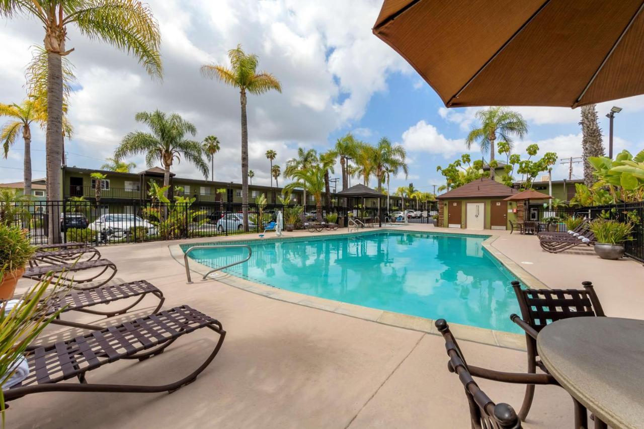 Best Western Plus Pavilions Anaheim Ngoại thất bức ảnh