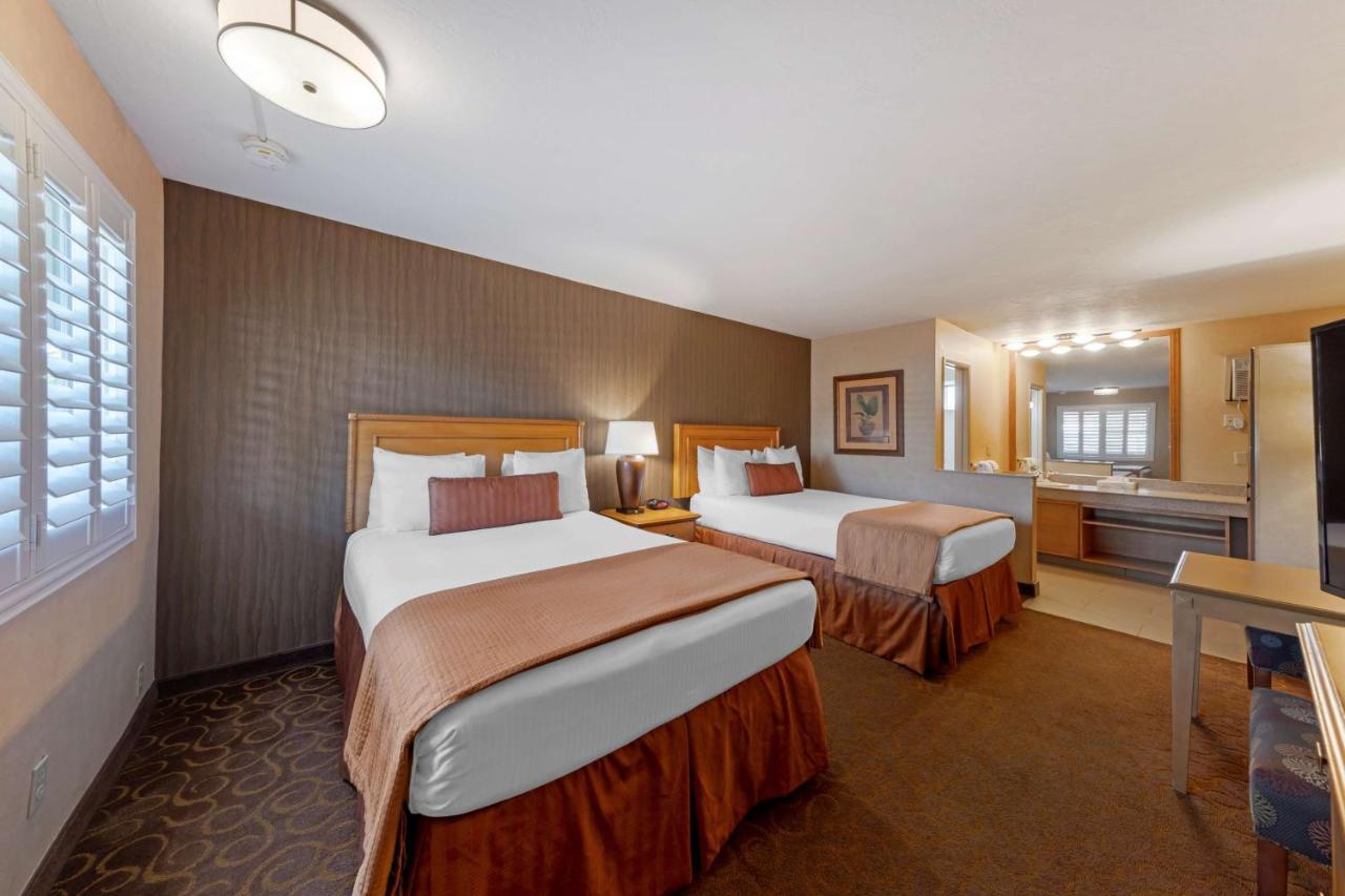 Best Western Plus Pavilions Anaheim Ngoại thất bức ảnh