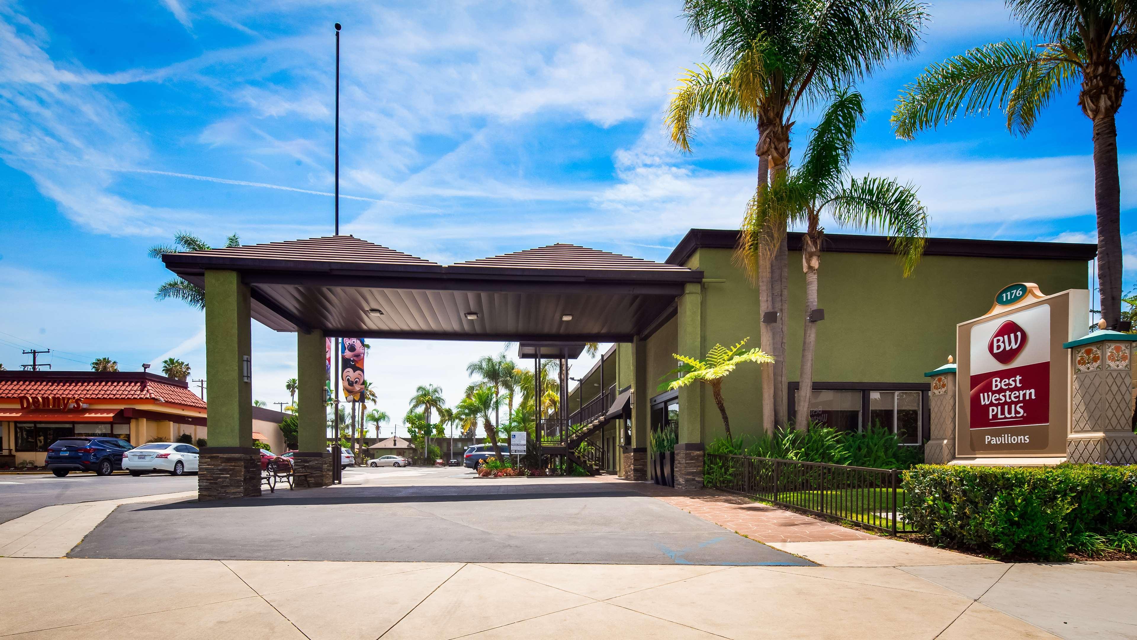 Best Western Plus Pavilions Anaheim Ngoại thất bức ảnh