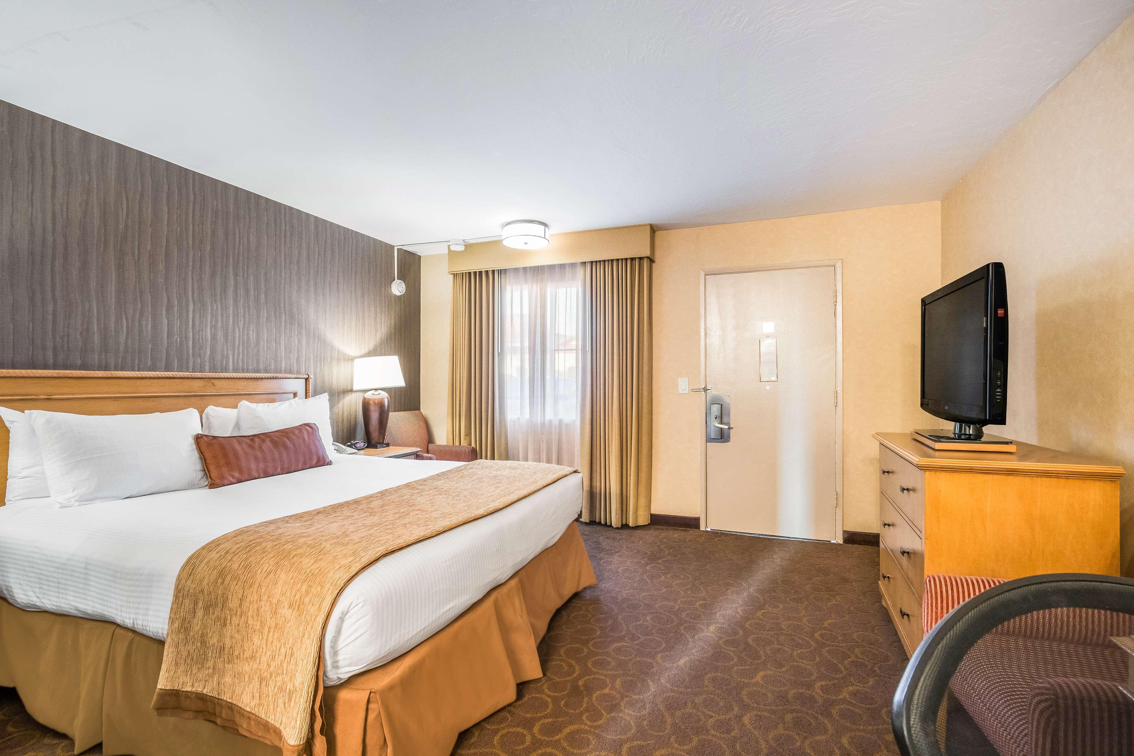Best Western Plus Pavilions Anaheim Ngoại thất bức ảnh