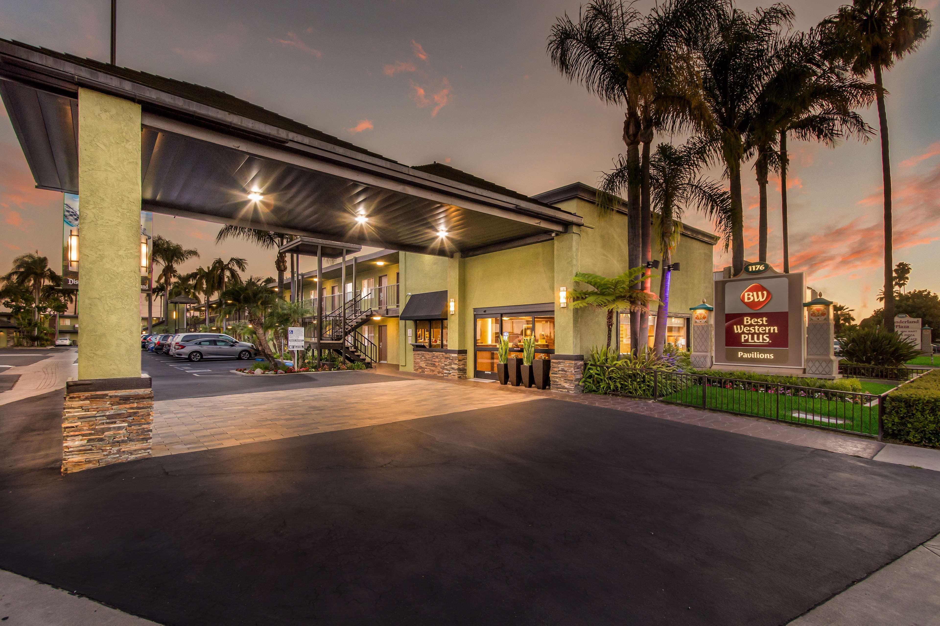 Best Western Plus Pavilions Anaheim Ngoại thất bức ảnh