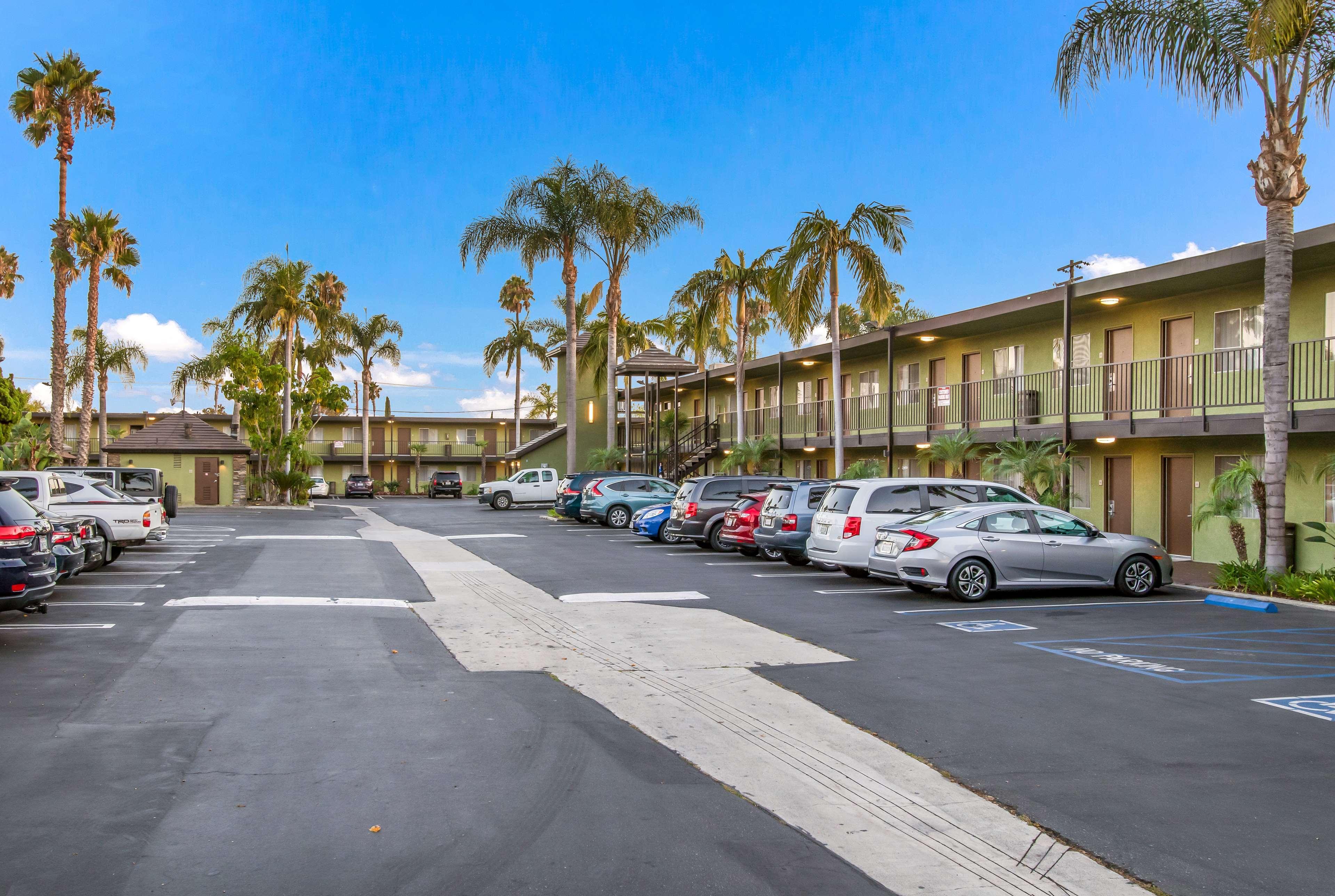 Best Western Plus Pavilions Anaheim Ngoại thất bức ảnh