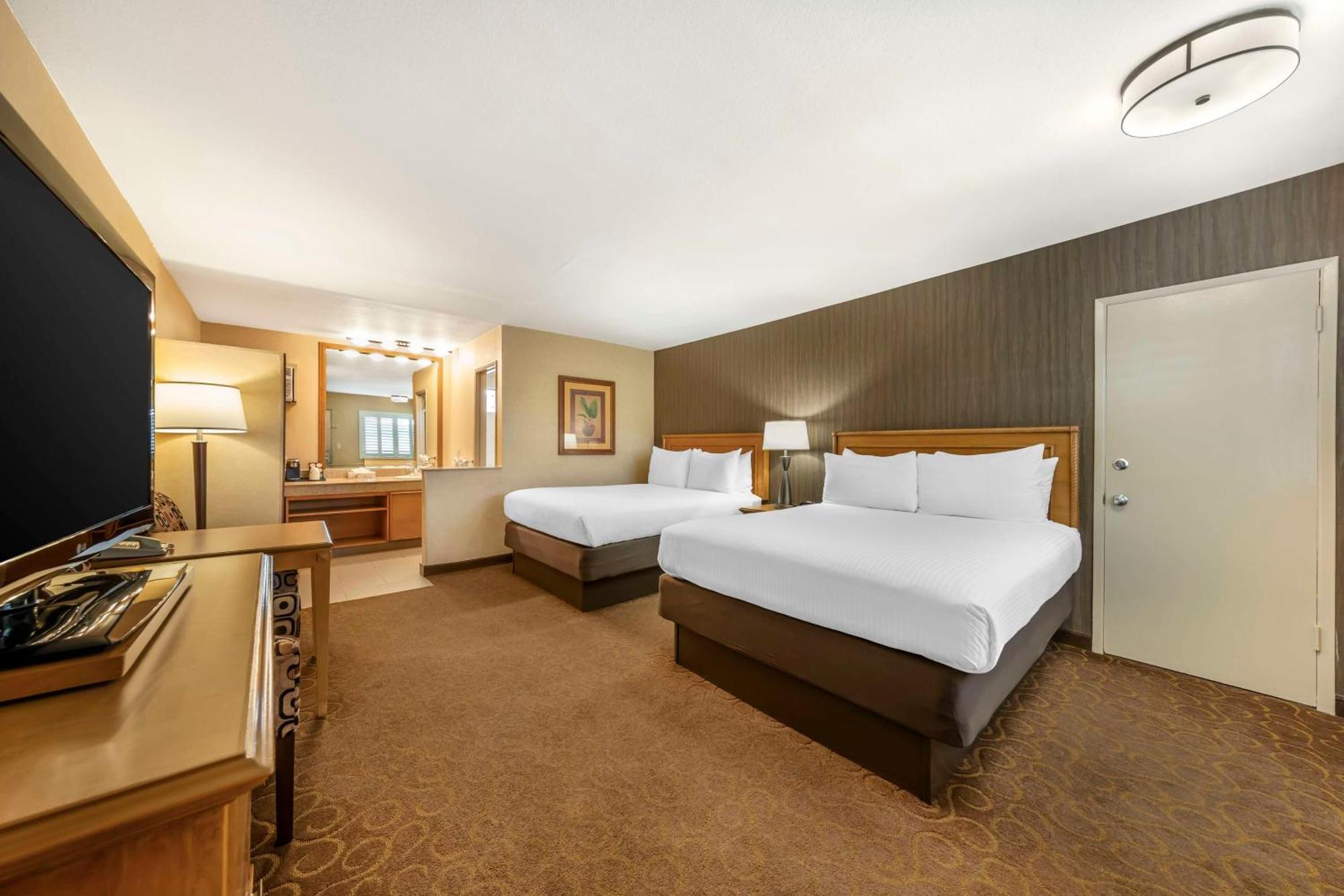 Best Western Plus Pavilions Anaheim Ngoại thất bức ảnh